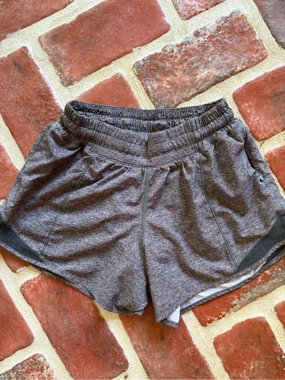 Lululemon grey Hotty Hot shorts size 4